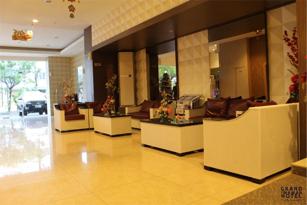 Grand Imawan Hotel Makassar Exteriör bild